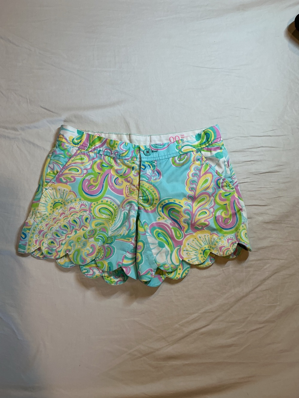 Lilly Pulitzer Scallop Hem Shorts - Aqua Multi Paisley
